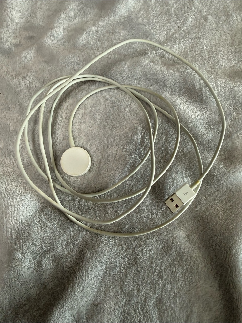 White Magnetic Charging Cable for Apple Smartwatch